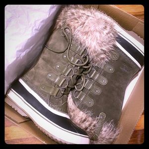 Sorel snow boots